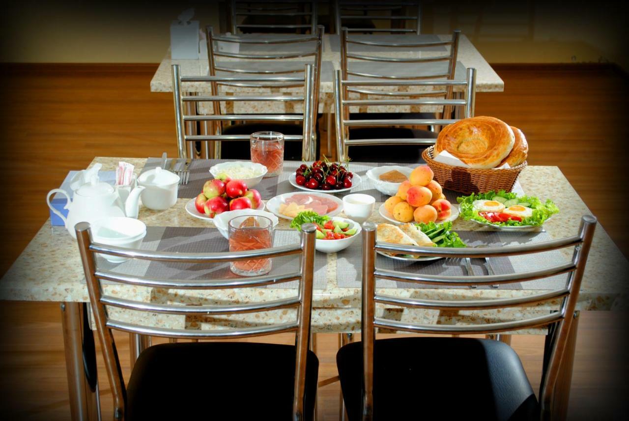 Chinor Garden Hotel Taschkent Exterior foto